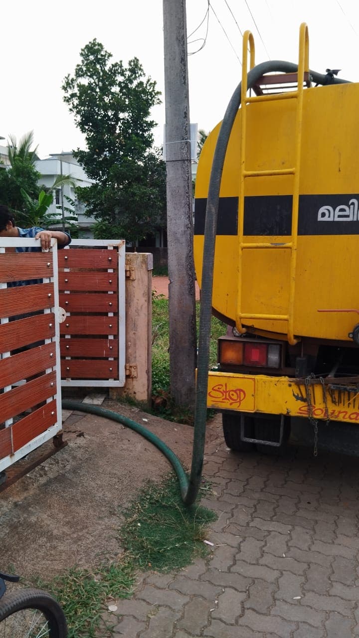 Modern Vacuum Truck